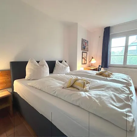 Resi L2 Apartment *